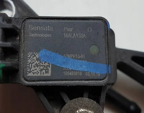 Nissan OE 223657652R MAP pressure sensor image 2