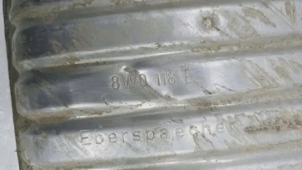 Midden demper Audi A4 B9 2.0 TFSI MHEV OEM 8W0253211J image 6