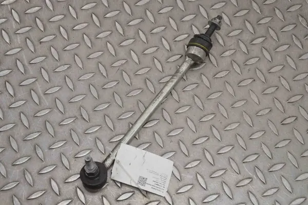 Mercedes-Benz Collegamento Stabilizzatore A2053231017 image 3