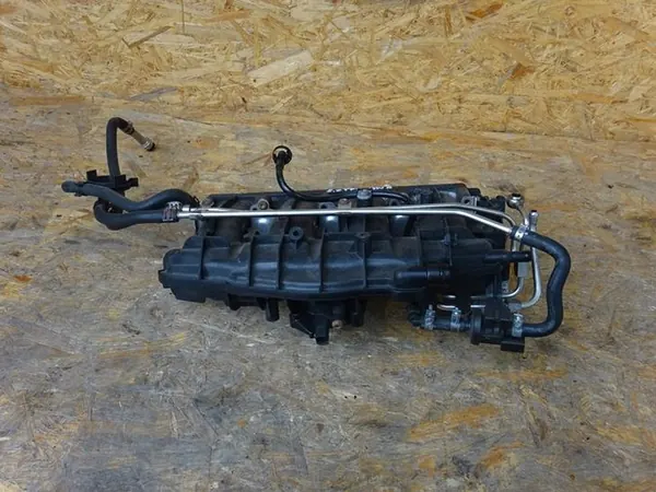 Ansaugkrümmer AUDI A3 8P EOS GOLF V 2.0 TFSI 06F133192A image 4