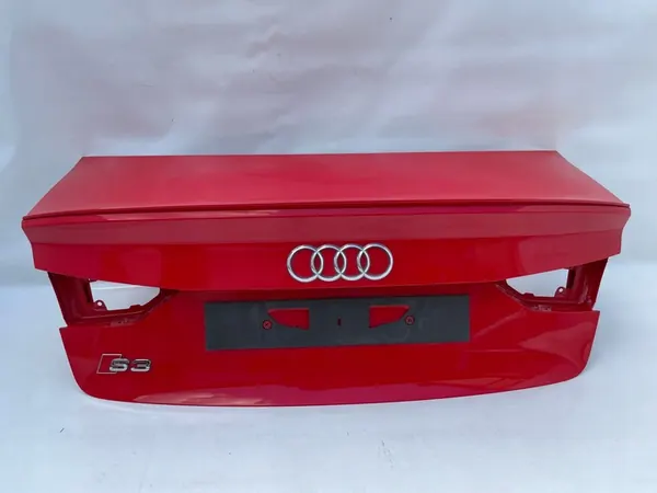 Kannen kansi spoilerilla AUDI A3 S3 8V Sedan image 2