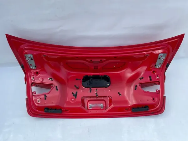 Kannen kansi spoilerilla AUDI A3 S3 8V Sedan image 5