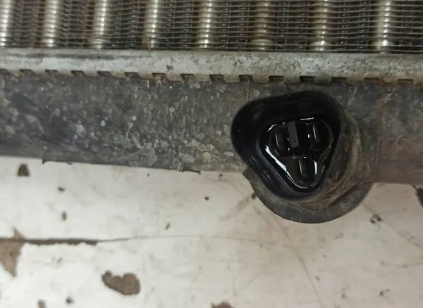 VATTENKYLARE VOLKSWAGEN GOLF 1.4 image 3