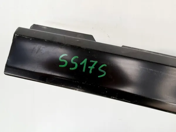 VW Golf VII vänster bakskärmsskydd OEM 5G4817269 image 6