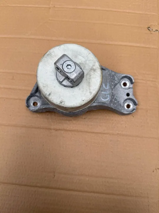 Moottorin Kiinnike OEM A2542403500 Mercedes W254 GLC image 2