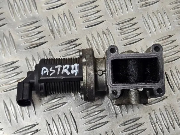 Opel EGR-venttiili OEM 55215031 Astra H 2007 image 2