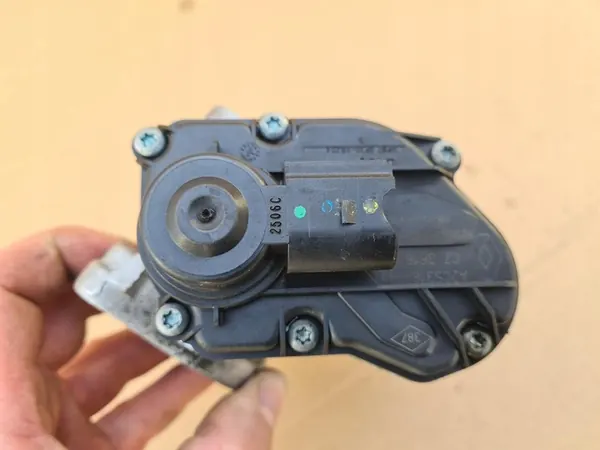 Renault OE 8200 630 740 Válvula EGR image 3