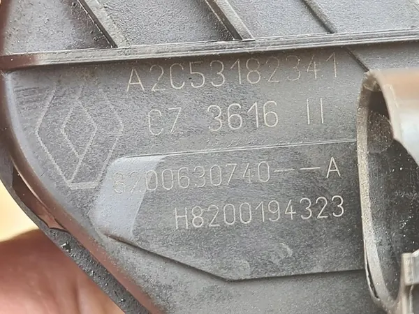 Renault OE 8200 630 740 Válvula EGR image 5