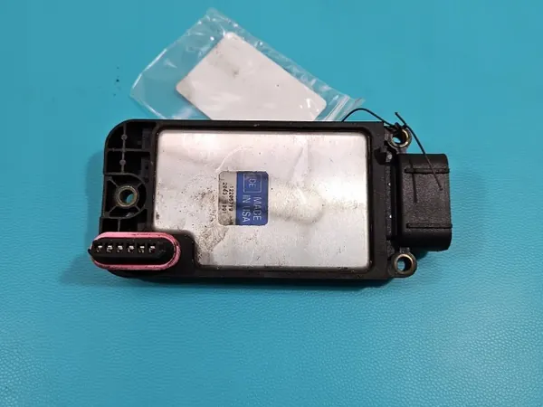 Módulo de ignição OEM 12205719 para Opel Vectra C 2.2 image 4