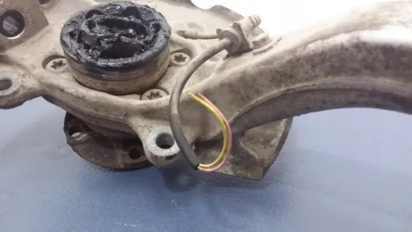 Audi A4 B6 2.0B fram höger knäled OEM 8E0407242B image 7