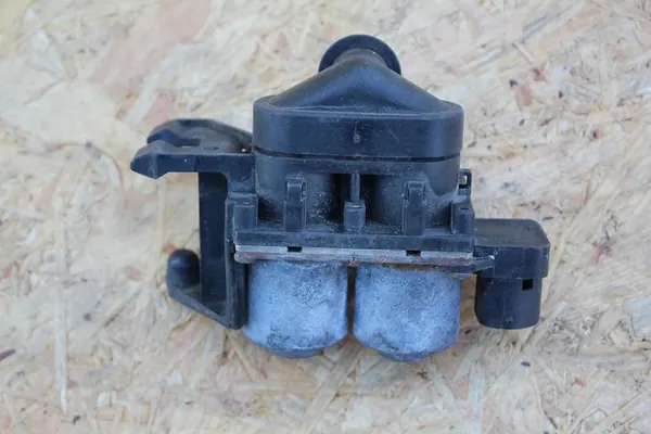 Värmeventil BMW E36 E39 8375792 image 2