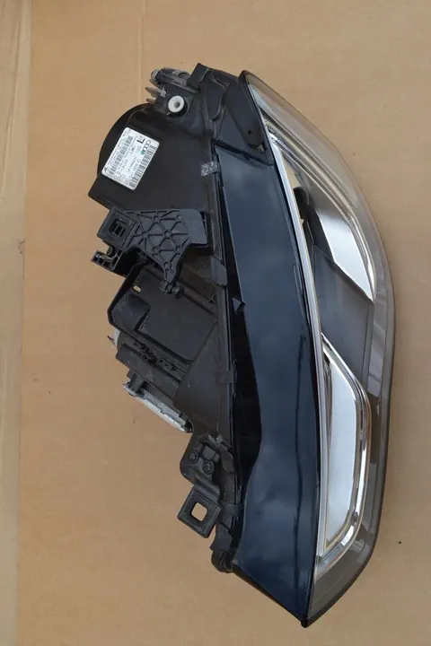 Audi A5 8T Faro Izquierdo Xenón No Adaptativo 8T0941005C image 3