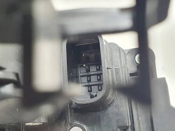 Vänster Baklås Mercedes W166 A2227300335 image 10