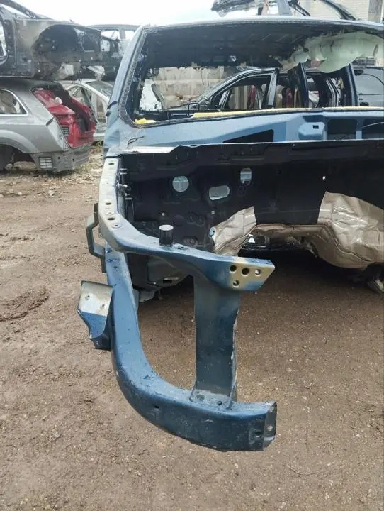 OEM 256120 Etu oikea sivupaneeli Dodge RAM 1500 image 4