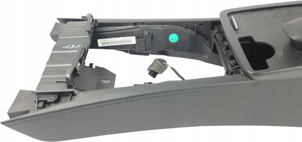 Accoudoir tunnel central Mercedes W204 OEM FD4 image 6