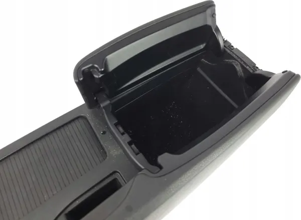 Accoudoir tunnel central Mercedes W204 OEM FD4 image 7