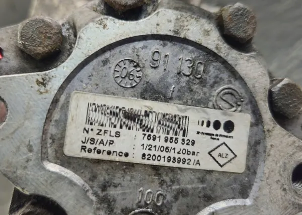 Pompe de direction assistée Renault OE OEM 111/007 - Occasion image 5