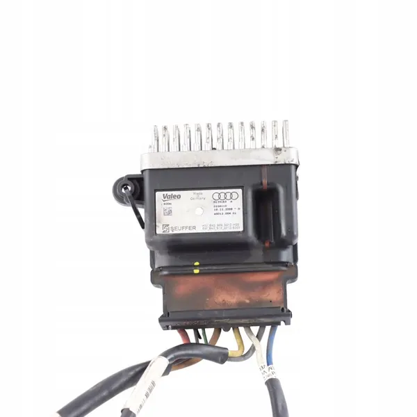 Audi A4 A5 Tuulettimen Ohjausmoduuli image 2