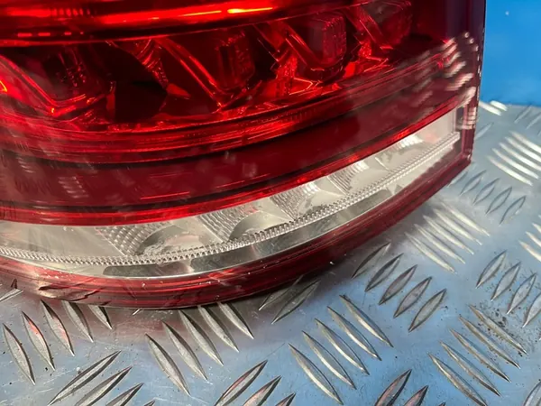 LINKER ACHTERLAMP MERCEDES E W212 KOMBI image 4