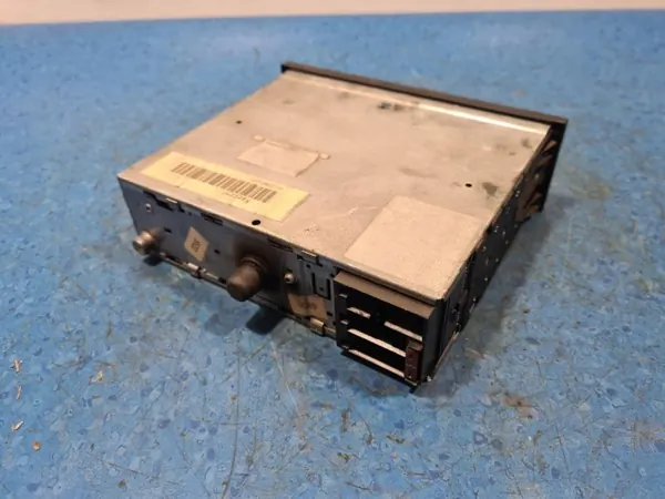 Radio Beta OEM 357035152B VW Passat B3 1.9 D:lle image 10