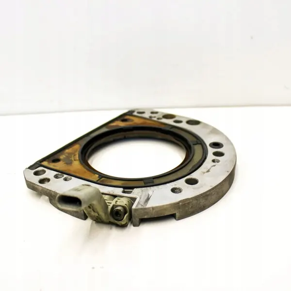 Volkswagen Jetta VI 2014 motorutrymme delar OEM image 3