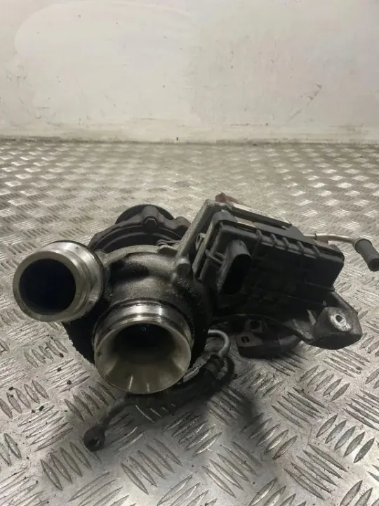 Turbine BMW d'occasion OEM 781018902 pour Série 3 E90 image 5