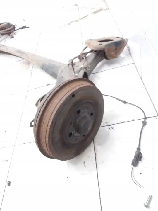 Opel Corsa D Hinterachsträger OEM ARA239796 - Gebraucht image 3