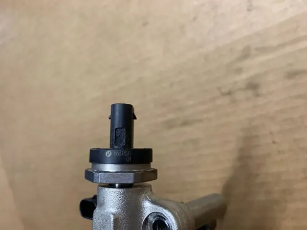 2019 BMW X5 G05 Injektor 8656548 image 2