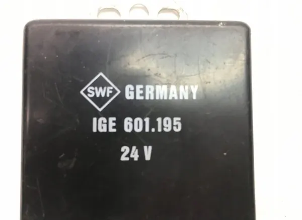 BOVA OEM 601195 Ruitenwissermotorrelais - Gebruikt image 4