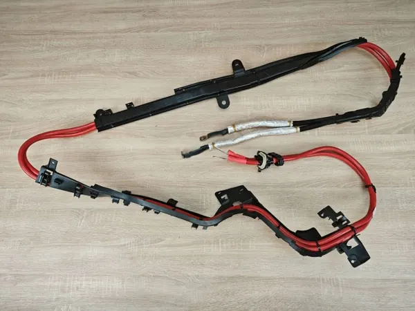BMW G30 Accukabel OEM 6807322 - 38km Gebruikt image 2