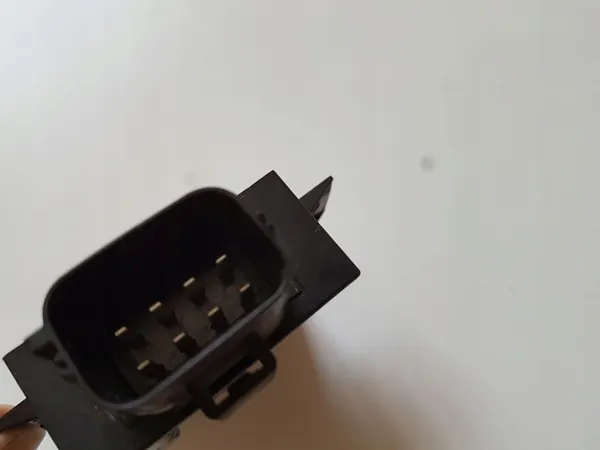 Bränslepumpsstyrenhet OEM FK729D370AD för Land Rover image 4