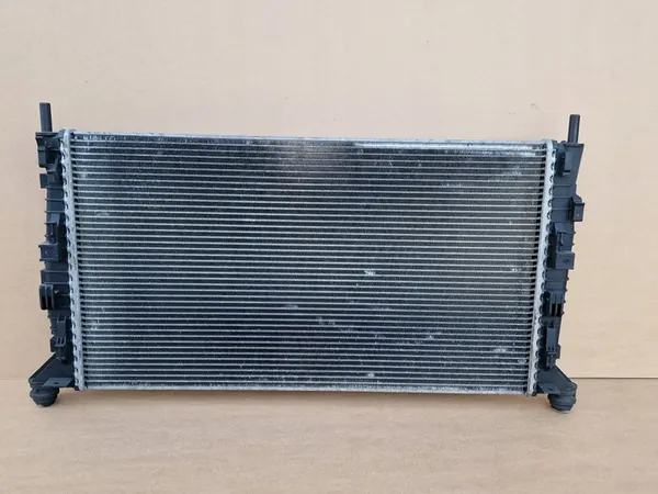 Vattenkylare Mazda 3 C-Max Focus II V50 C30 C70 image 2