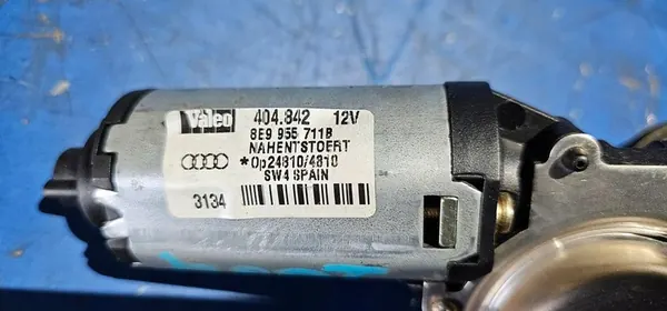 Audi A3 8P Heckwischermotor image 3