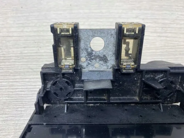 Fusible OEM 403884725R para Nissan Qashqai III 2024 image 7