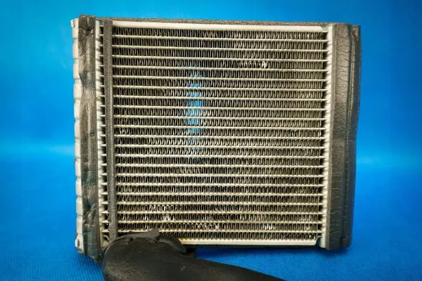 Noyau de chauffage arrière Audi A8 4H OEM 4H0820105 image 6