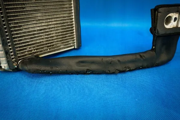 Noyau de chauffage arrière Audi A8 4H OEM 4H0820105 image 7