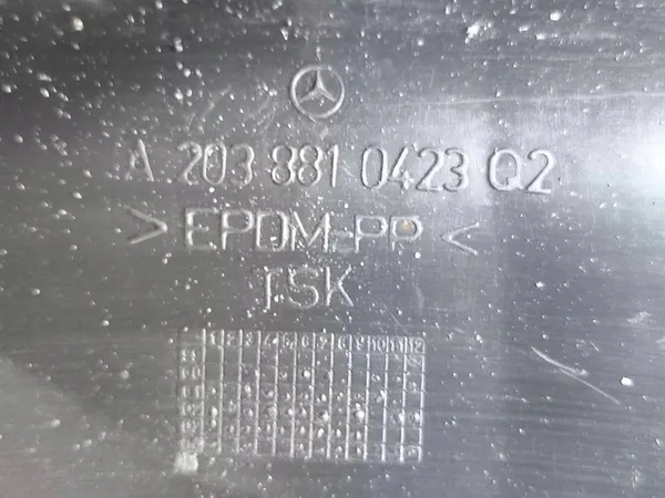 Höger Framskärm MERCEDES-BENZ C (W203) A2038810423 image 4