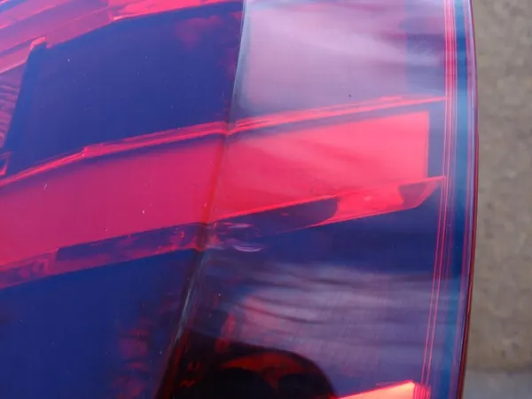 AUDI Q3 8U 11-14 Lámpara LED Trasera Derecha OEM 8U0945094A image 4