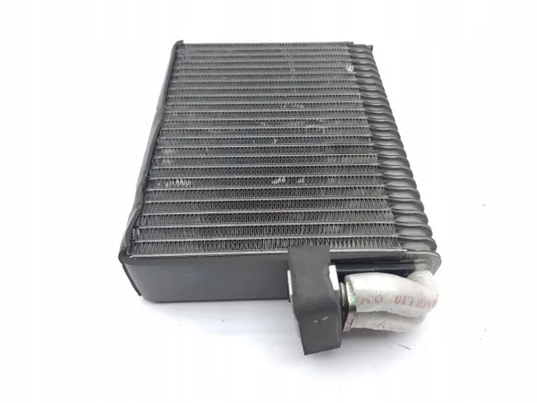 Heizungskern A/C Maserati Quattroporte 2008 OEM AMD183082 image 3