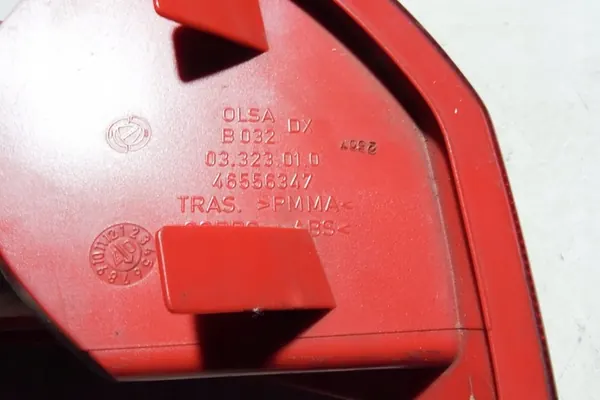 Lámpara trasera derecha ALFA ROMEO 147 46556347 image 3