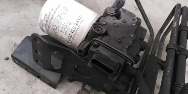Mercedes Antos luchtdroger OEM A9614291769 - Gebruikt image 7