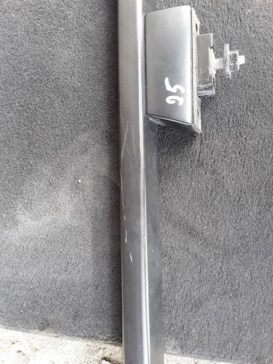 Linker achterhandgreep OEM 51137079945 BMW 5 Touring image 3