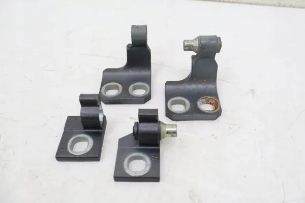 Maserati Grecale Ovensarana Vasen Etu OEM 1274738628 image 2