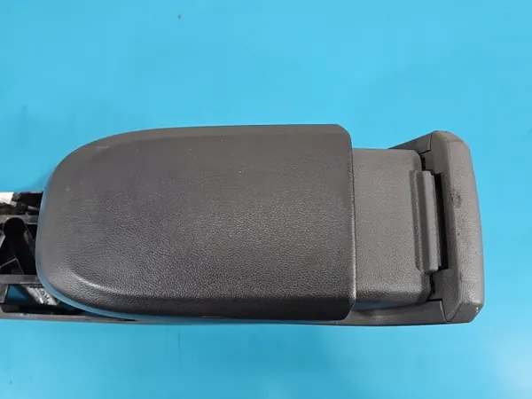 Reposabrazos túnel OEM 7M51-R045M62-ADW para Ford Kuga MK1 image 3