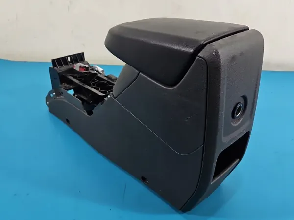 Reposabrazos túnel OEM 7M51-R045M62-ADW para Ford Kuga MK1 image 6