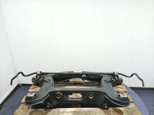 Mercedes-Benz achterophangingbalk OEM A2135841200 image 2