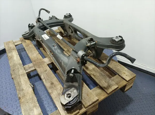 Mercedes-Benz achterophangingbalk OEM A2135841200 image 3