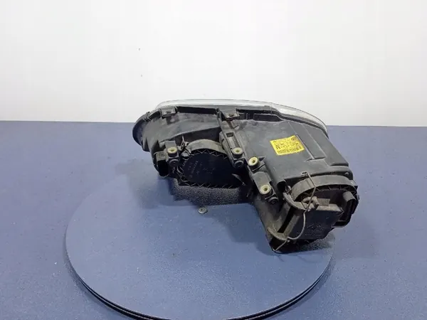 VW Touran I 03- Oikea Etuvalaisin EU 1T0941006F image 2