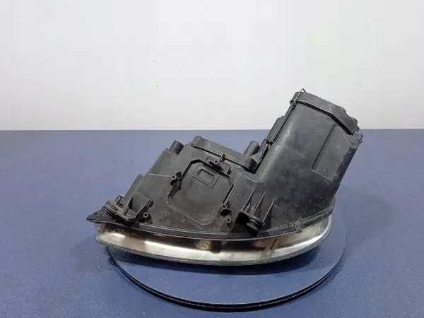 VW Touran I 03- Oikea Etuvalaisin EU 1T0941006F image 3