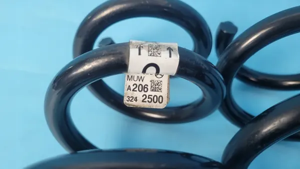 Mercedes W206 Achtervering Veren OEM A2063242500 image 4
